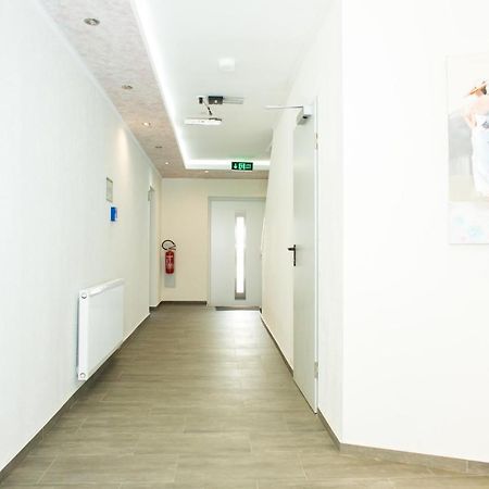 Dein Hotel Hamburg Exterior foto